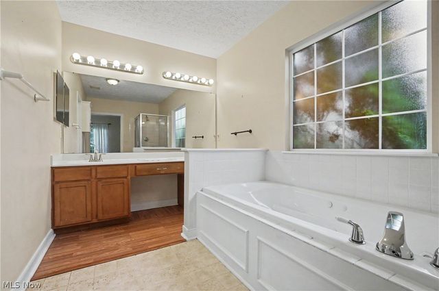 1257 Muchney Circle, Akron, OH 44312