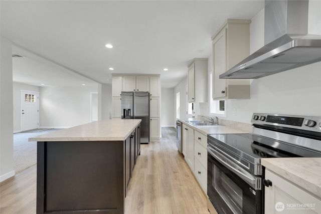 20001 69th Avenue Ct E, Spanaway, WA 98387