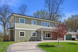 4922 W Dean ROAD, Milwaukee, WI 53223