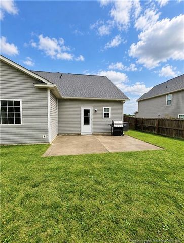 3600 Crosswinds Drive, Hope Mills, NC 28348
