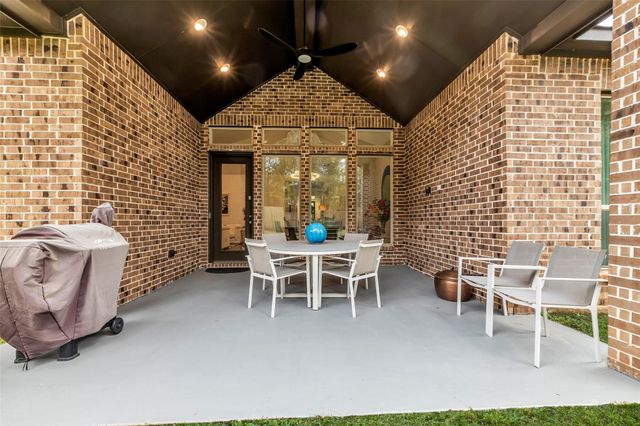 633 North Rivus Overlook Drive, Willis, TX 77318