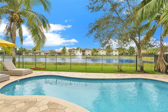 16805 Newark Bay Rd, Delray Beach, FL 33446