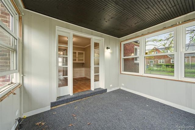 18718 Snowden Street, Detroit, MI 48235