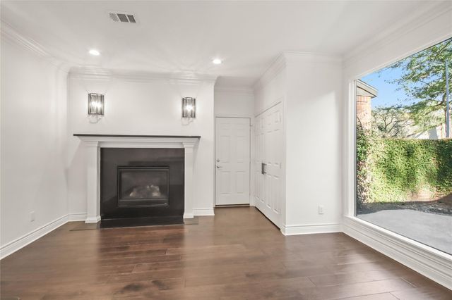 3122 Royal Crescent Drive, Houston, TX 77339