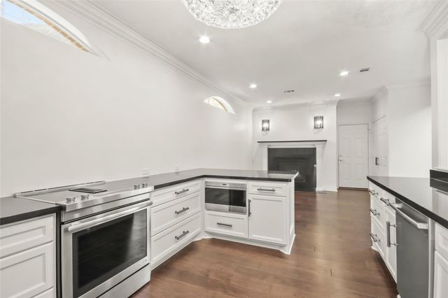 3122 Royal Crescent Drive, Houston, TX 77339