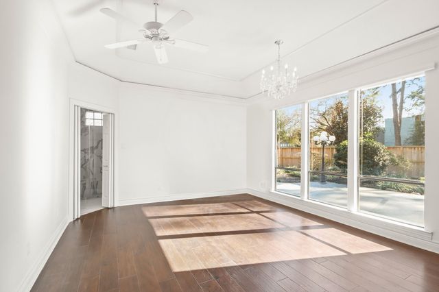 3122 Royal Crescent Drive, Houston, TX 77339