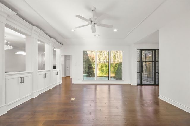 3122 Royal Crescent Drive, Houston, TX 77339