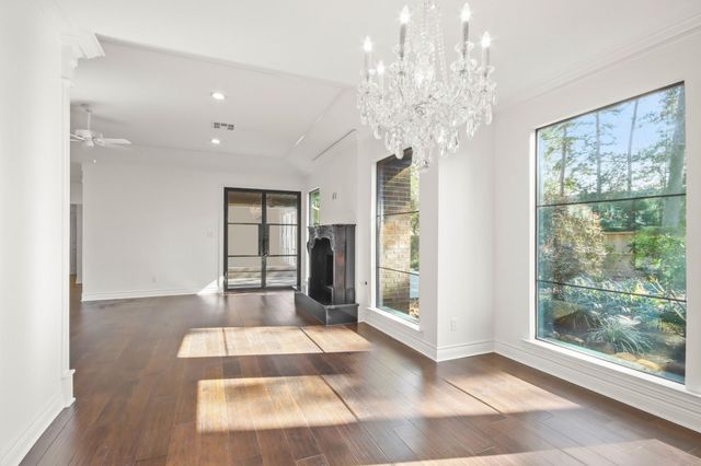 3122 Royal Crescent Drive, Houston, TX 77339