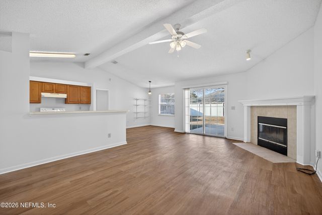 2912 CRANES LANDING Court, Orange Park, FL 32073