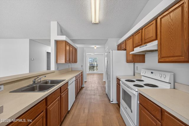 2912 CRANES LANDING Court, Orange Park, FL 32073