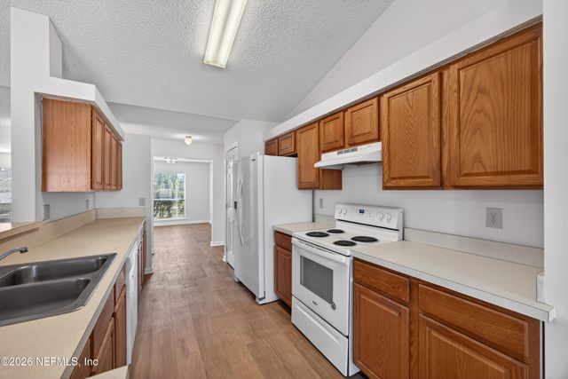 2912 CRANES LANDING Court, Orange Park, FL 32073