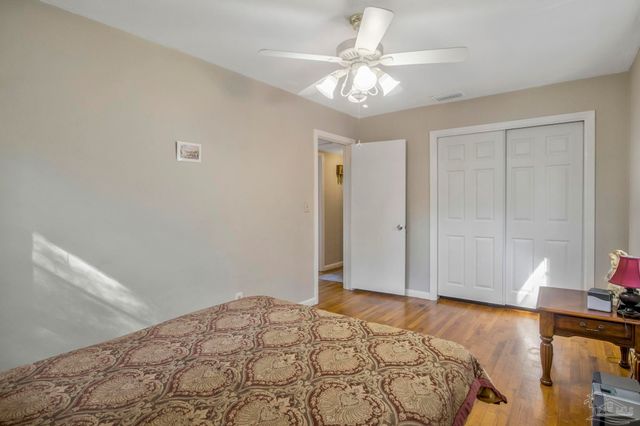 6589 Cedar St, Milton, FL 32570