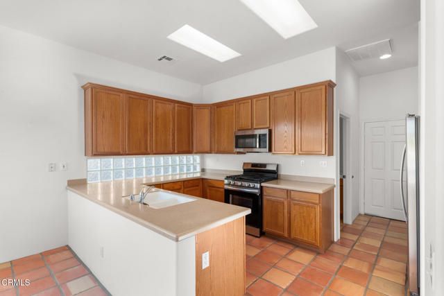 67 Tempe Trail, Palm Desert, CA 92211