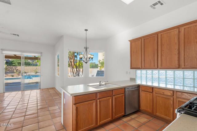 67 Tempe Trail, Palm Desert, CA 92211