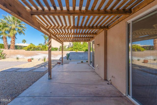 67 Tempe Trail, Palm Desert, CA 92211