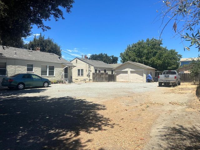 427 & 431 Ellis St, King City, CA 93930
