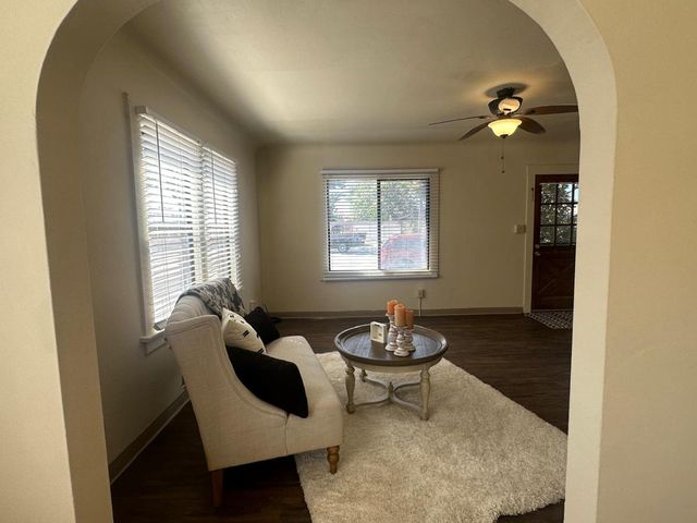 427 & 431 Ellis St, King City, CA 93930