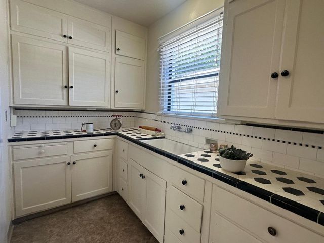 427 & 431 Ellis St, King City, CA 93930