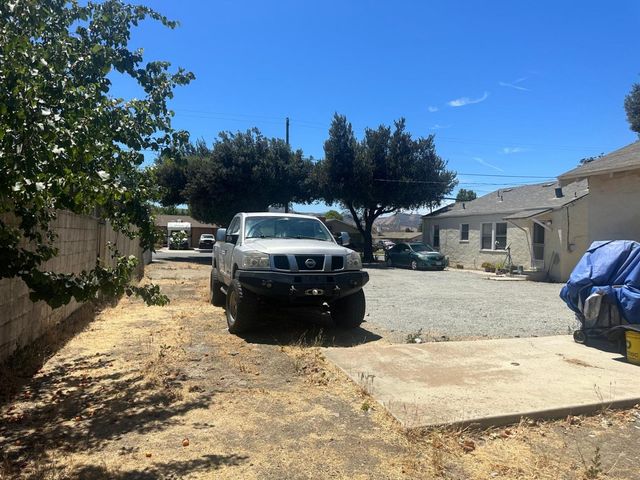 427 & 431 Ellis St, King City, CA 93930