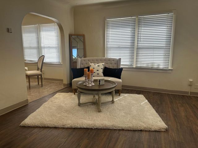 427 & 431 Ellis St, King City, CA 93930