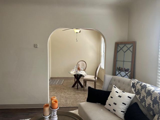 427 & 431 Ellis St, King City, CA 93930