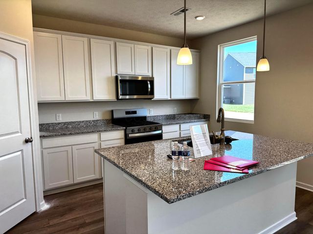 272 Dowler Drive, Lot 303, South Bloomfield, OH 43103