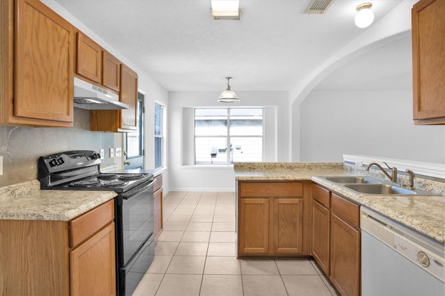 13757 Bighorn Trail, Willis, TX 77378