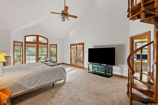 9 Scarborough Square, San Antonio, TX 78218