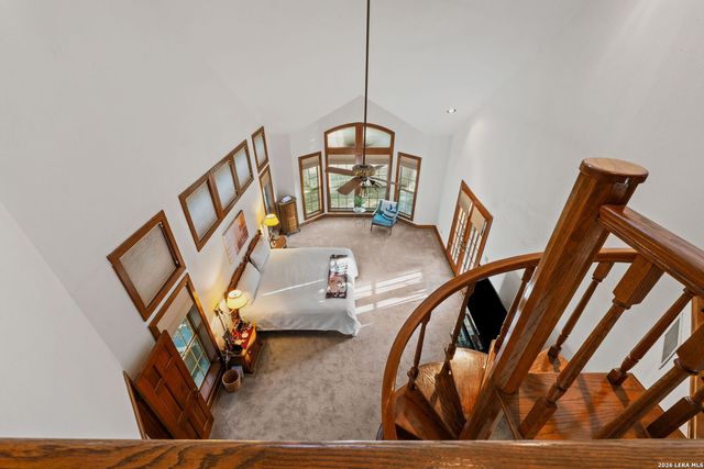 9 Scarborough Square, San Antonio, TX 78218