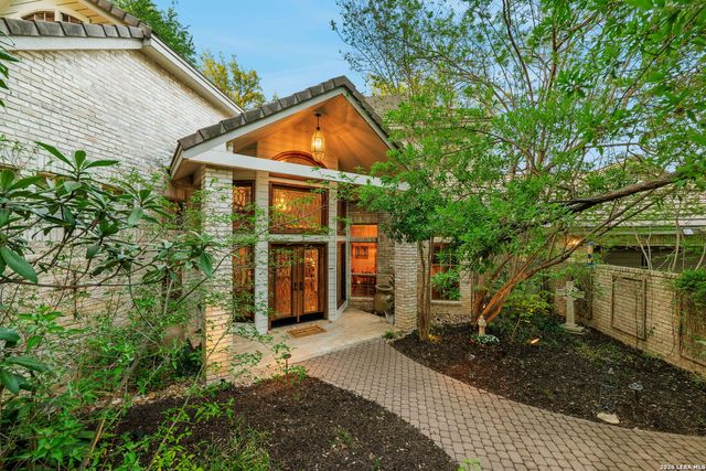 9 Scarborough Square, San Antonio, TX 78218