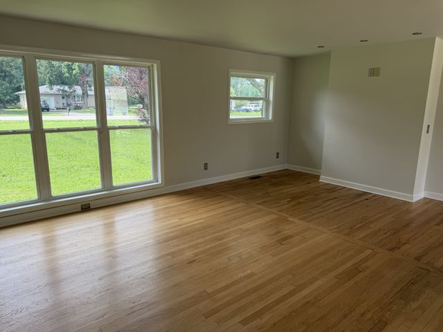 1009 Due West Cir, Lafayette, TN 37083