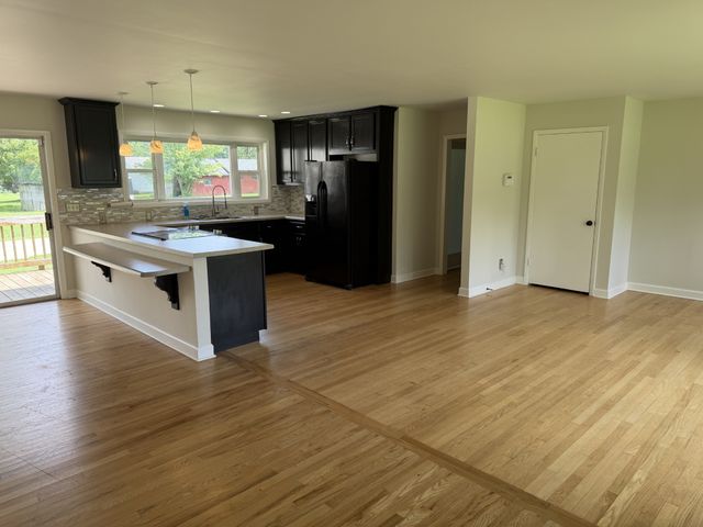 1009 Due West Cir, Lafayette, TN 37083