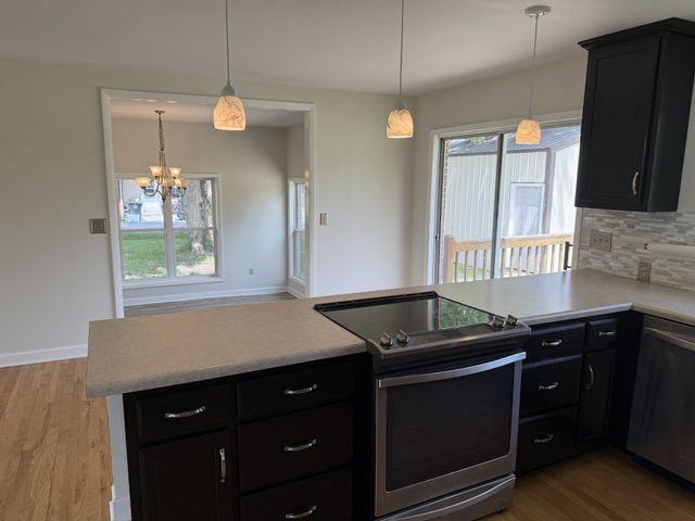 1009 Due West Cir, Lafayette, TN 37083