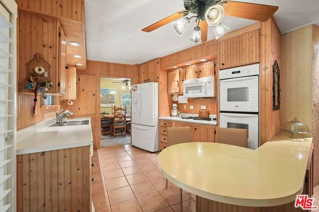 30473 Mulholland 33, Agoura Hills, CA 91301
