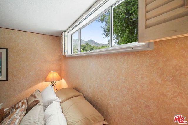 30473 Mulholland 33, Agoura Hills, CA 91301