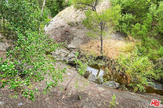 30473 Mulholland 33, Agoura Hills, CA 91301