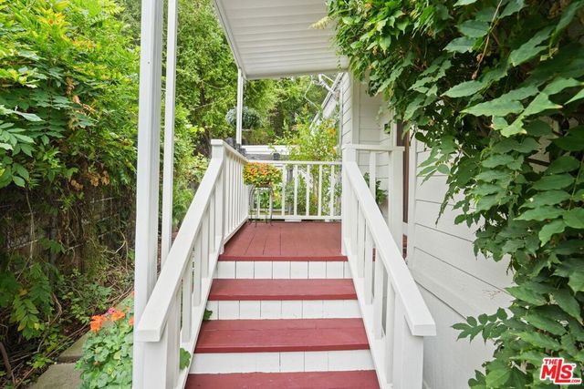 30473 Mulholland 33, Agoura Hills, CA 91301