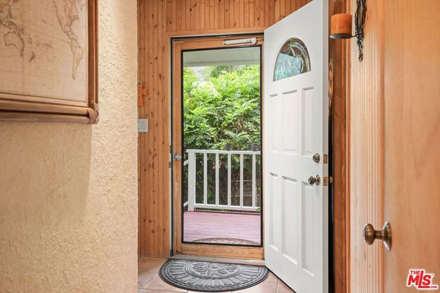30473 Mulholland 33, Agoura Hills, CA 91301