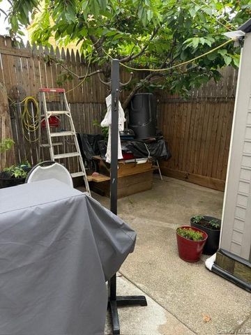 9109 139th Street, Jamaica, NY 11435