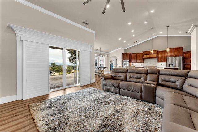 21810 Los Altos Drive, Palo Cedro, CA 96073