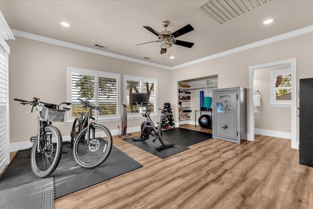 21810 Los Altos Drive, Palo Cedro, CA 96073