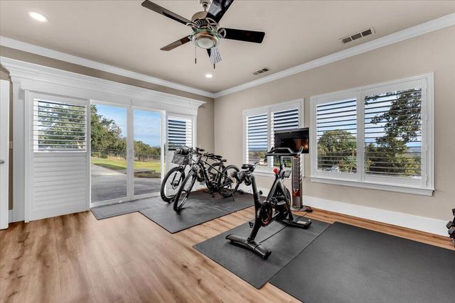 21810 Los Altos Drive, Palo Cedro, CA 96073