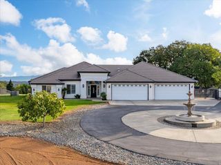 21810 Los Altos Drive, Palo Cedro, CA 96073