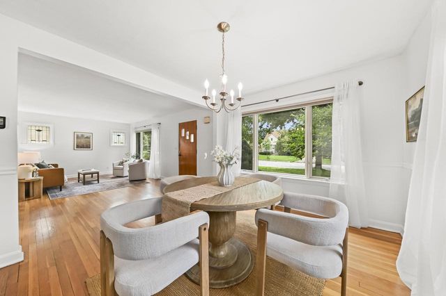 534 N 105th STREET, Wauwatosa, WI 53226