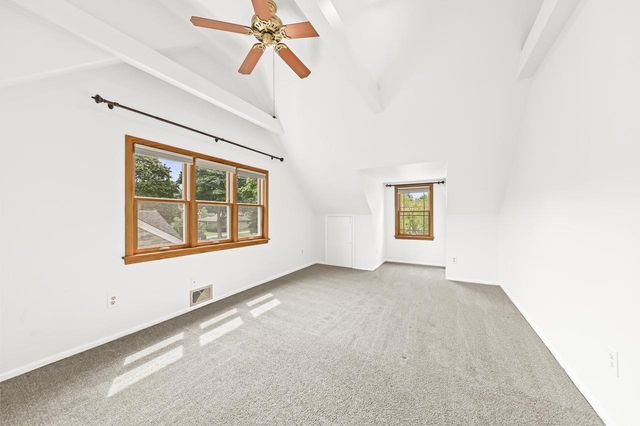 534 N 105th STREET, Wauwatosa, WI 53226
