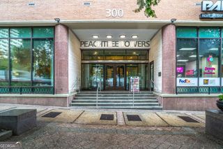 300 Peachtree Street NE 5A, Atlanta, GA 30308