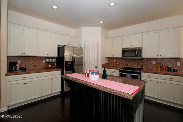 20 Tanea Court, Reno, NV 89511