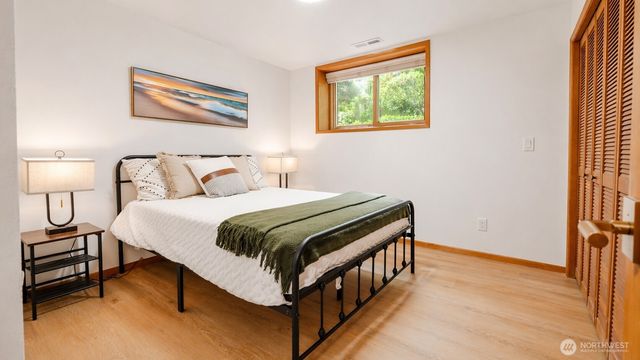 2419 Federal Avenue E, Seattle, WA 98102