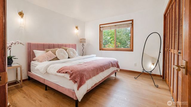2419 Federal Avenue E, Seattle, WA 98102