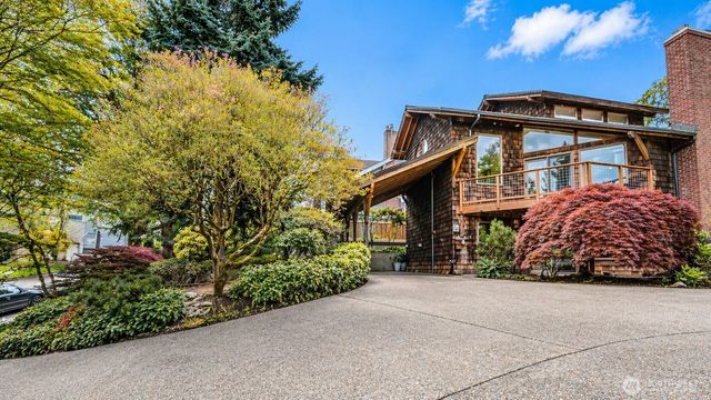 2419 Federal Avenue E, Seattle, WA 98102